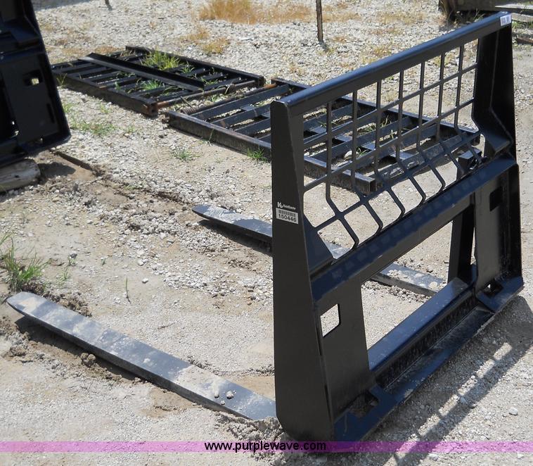 image for item 5016 Pallet fork skid steer attachment