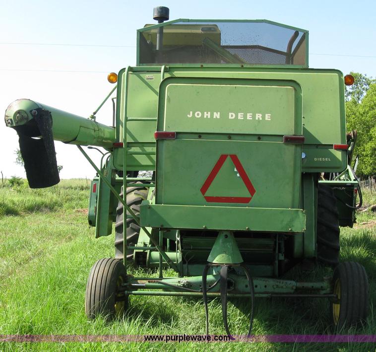 image for item 5042 John Deere 4400 combine with header
