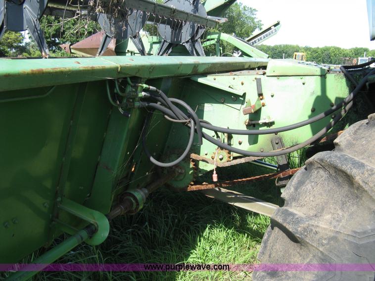 image for item 5042 John Deere 4400 combine with header