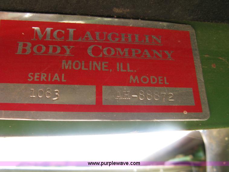 image for item 5042 John Deere 4400 combine with header