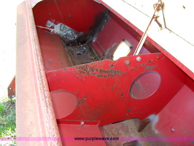 image for item 5044 International 510 drill