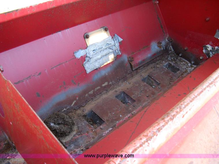 image for item 5044 International 510 drill