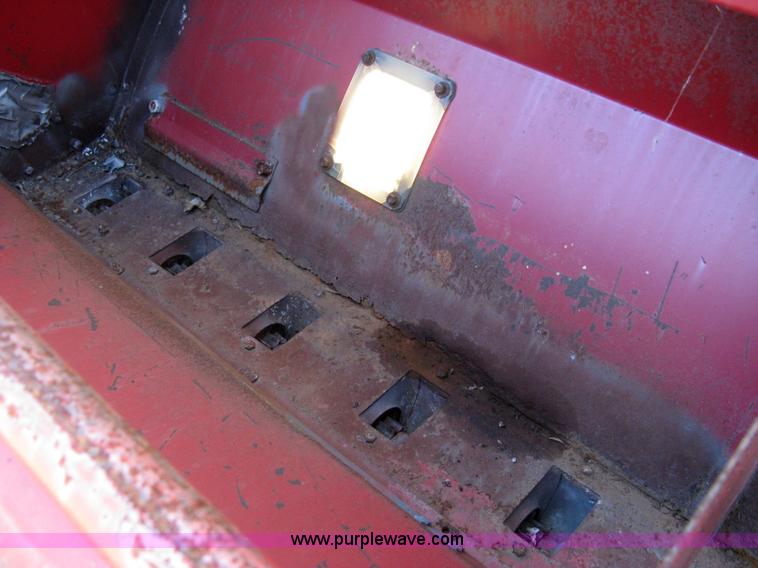 image for item 5044 International 510 drill