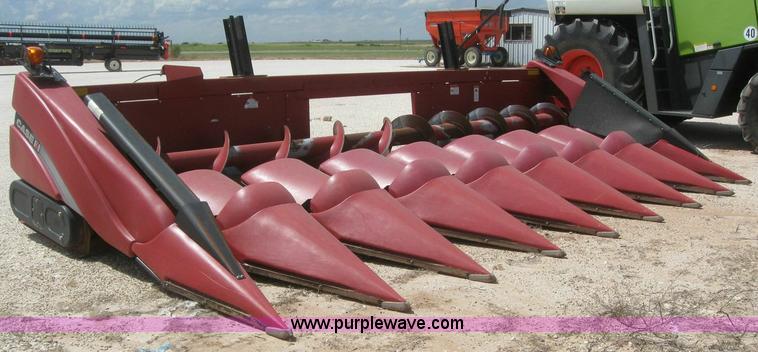 image for item 6116 2008 Case 2208 corn head