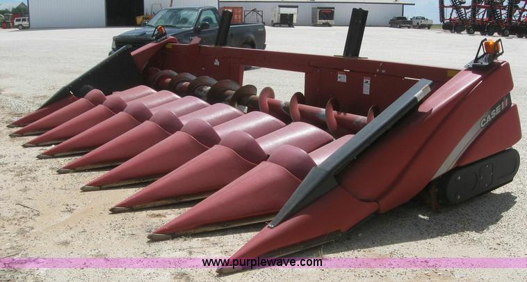 image for item 6116 2008 Case 2208 corn head