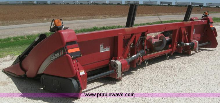 image for item 6116 2008 Case 2208 corn head