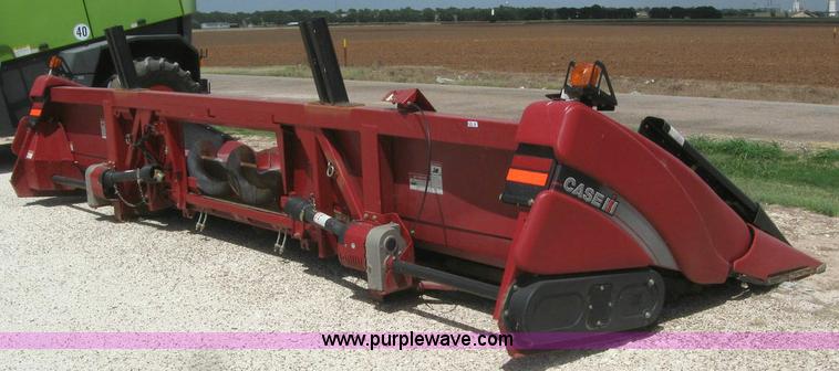 image for item 6116 2008 Case 2208 corn head