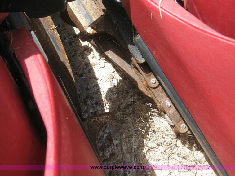 image for item 6116 2008 Case 2208 corn head