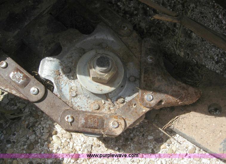 image for item 6116 2008 Case 2208 corn head