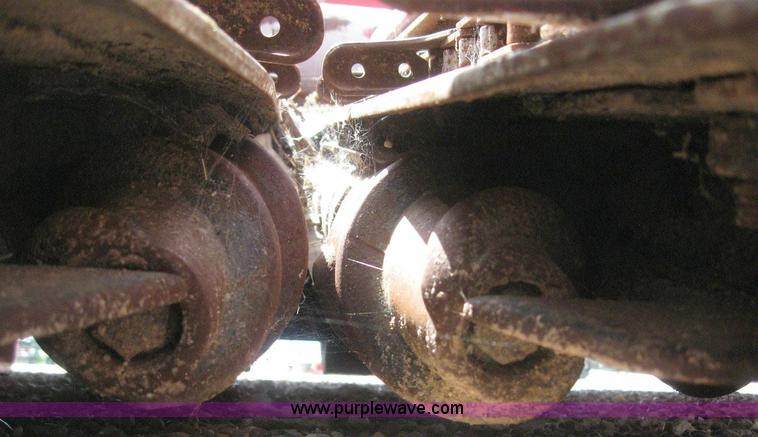 image for item 6116 2008 Case 2208 corn head