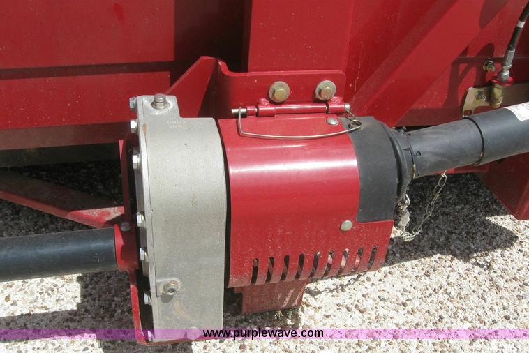 image for item 6116 2008 Case 2208 corn head