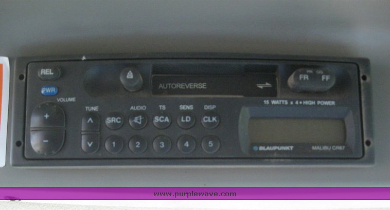 image for item 6135 2000 Caterpillar Lexion 485 combine