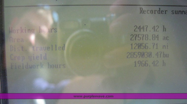 image for item 6135 2000 Caterpillar Lexion 485 combine