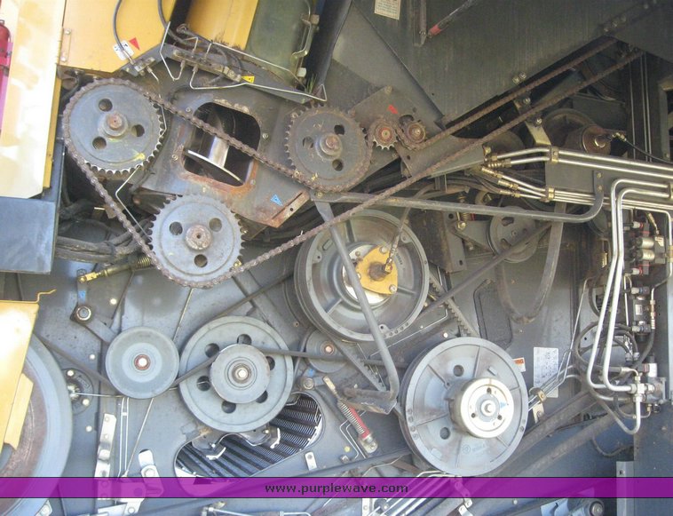 image for item 6135 2000 Caterpillar Lexion 485 combine