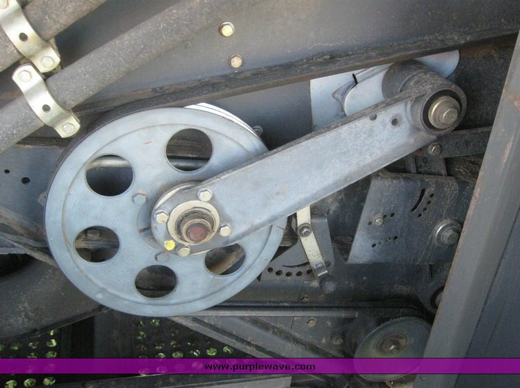 image for item 6135 2000 Caterpillar Lexion 485 combine