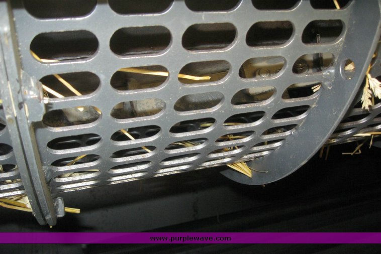 image for item 6135 2000 Caterpillar Lexion 485 combine