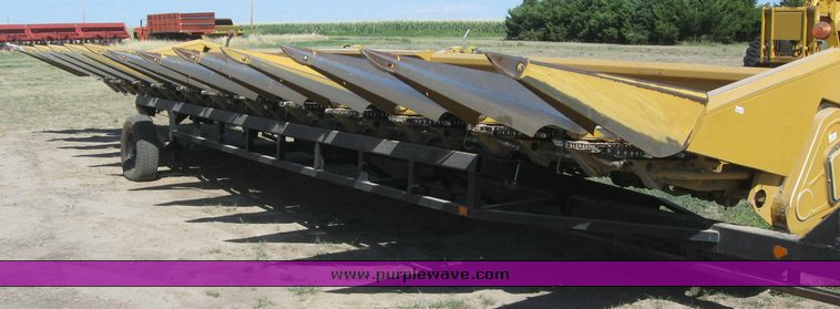 image for item 6137 Caterpillar Lexion 1230 12 row corn head