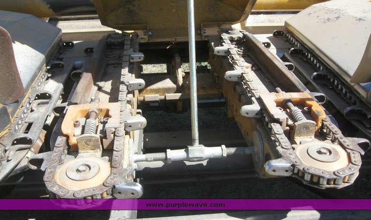 image for item 6137 Caterpillar Lexion 1230 12 row corn head