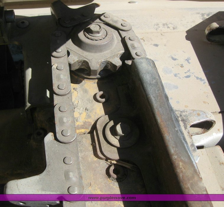 image for item 6137 Caterpillar Lexion 1230 12 row corn head