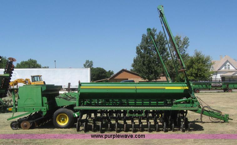 image for item 6172 John Deere 455 35' double disk drill