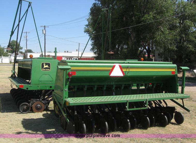 image for item 6172 John Deere 455 35' double disk drill