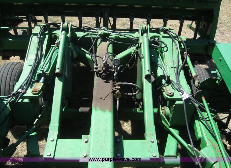 image for item 6172 John Deere 455 35' double disk drill