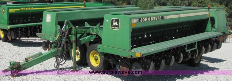 image for item 6795 1995 John Deere 455 grain drill