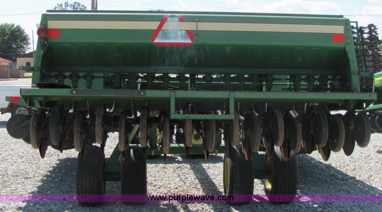 image for item 6795 1995 John Deere 455 grain drill