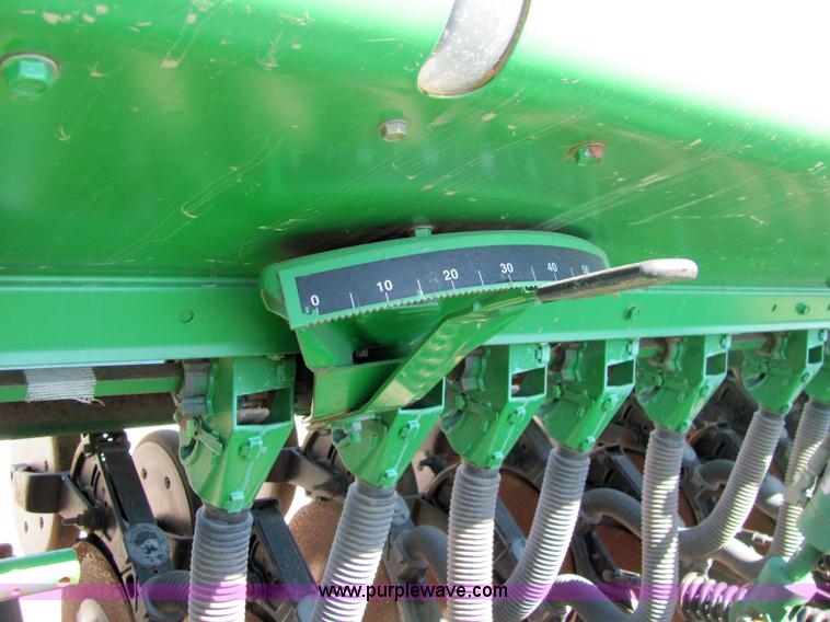 image for item 6795 1995 John Deere 455 grain drill