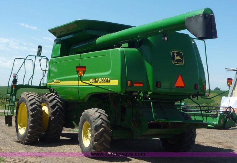 image for item 7003 2001 John Deere 9750STS combine