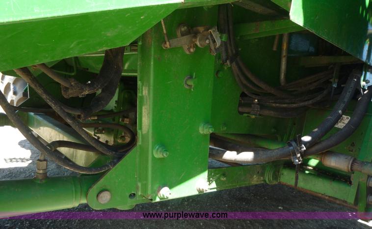 image for item 7003 2001 John Deere 9750STS combine