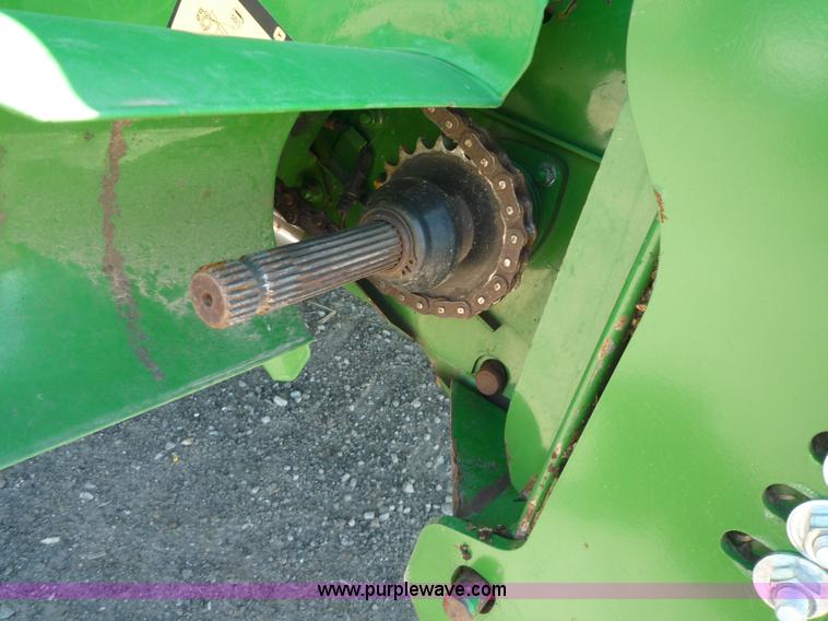 image for item 7003 2001 John Deere 9750STS combine