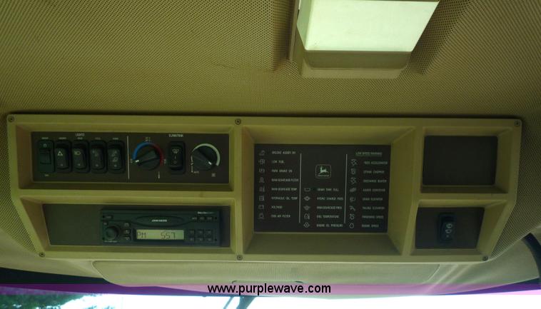 image for item 7003 2001 John Deere 9750STS combine