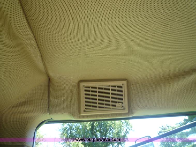 image for item 7003 2001 John Deere 9750STS combine