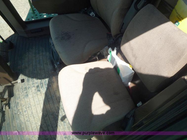 image for item 7003 2001 John Deere 9750STS combine