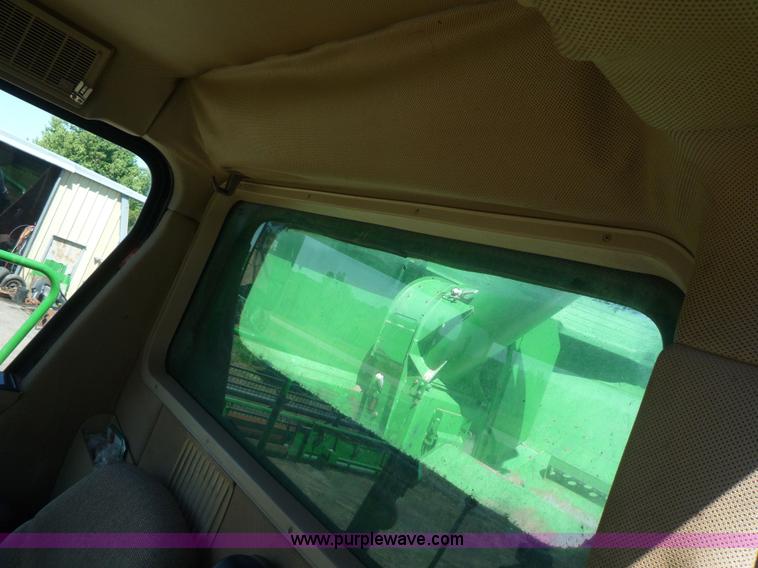 image for item 7003 2001 John Deere 9750STS combine