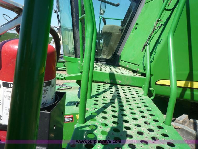 image for item 7003 2001 John Deere 9750STS combine