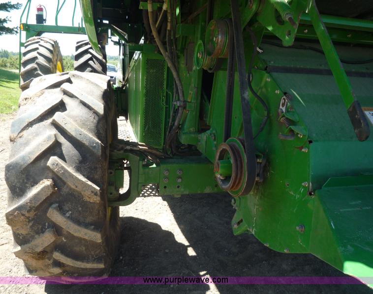 image for item 7003 2001 John Deere 9750STS combine