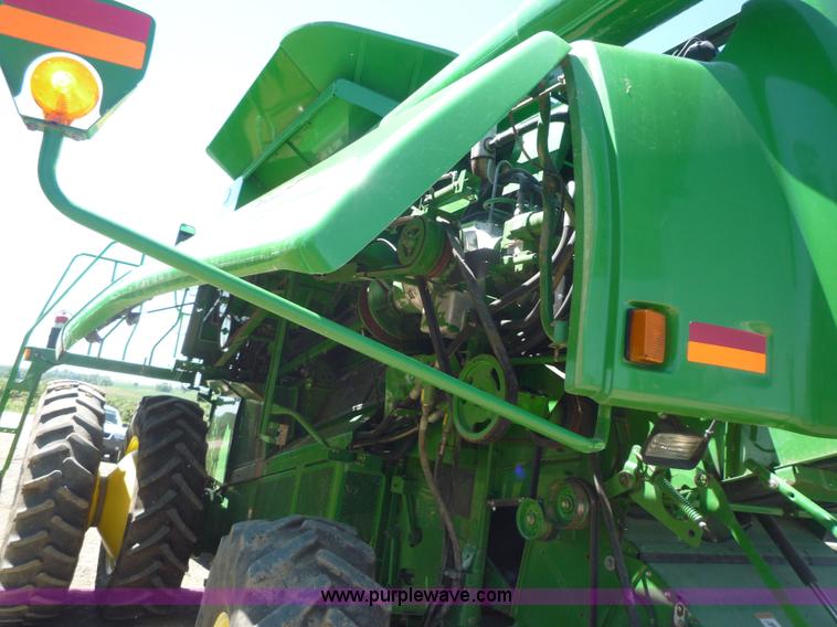 image for item 7003 2001 John Deere 9750STS combine