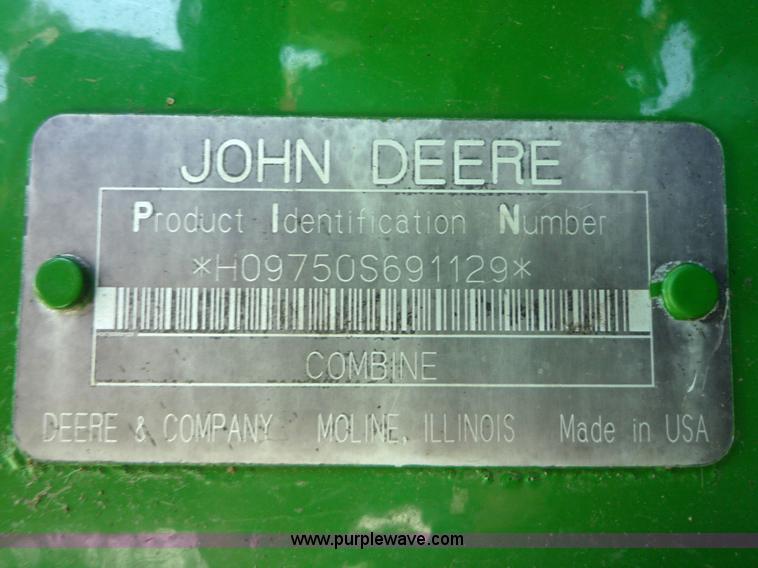 image for item 7003 2001 John Deere 9750STS combine