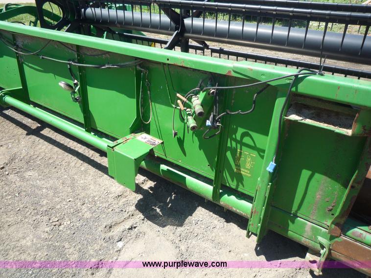 image for item 7004 1998 John Deere 930F flex platform