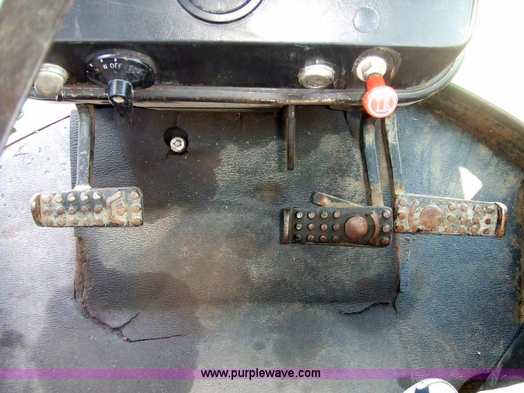 image for item 7109 John Deere 4630-S6 tractor