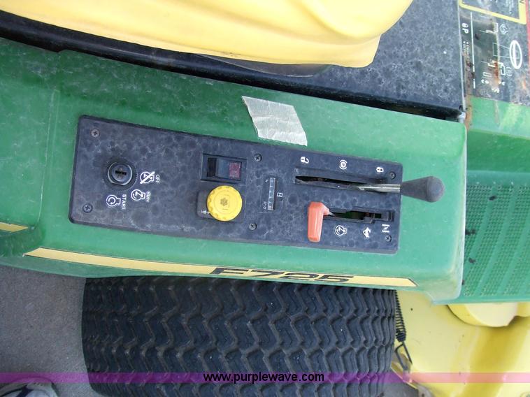 image for item 7126 1997 John Deere F725 riding mower