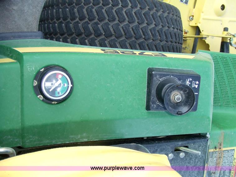 image for item 7126 1997 John Deere F725 riding mower