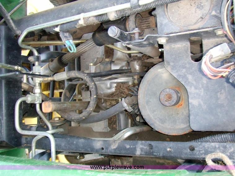 image for item 7126 1997 John Deere F725 riding mower