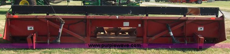 image for item 7128 1997 Case 1083 corn header