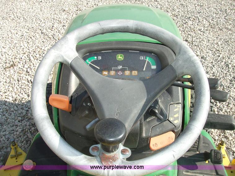 image for item 7129 2003 John Deere X495 riding mower
