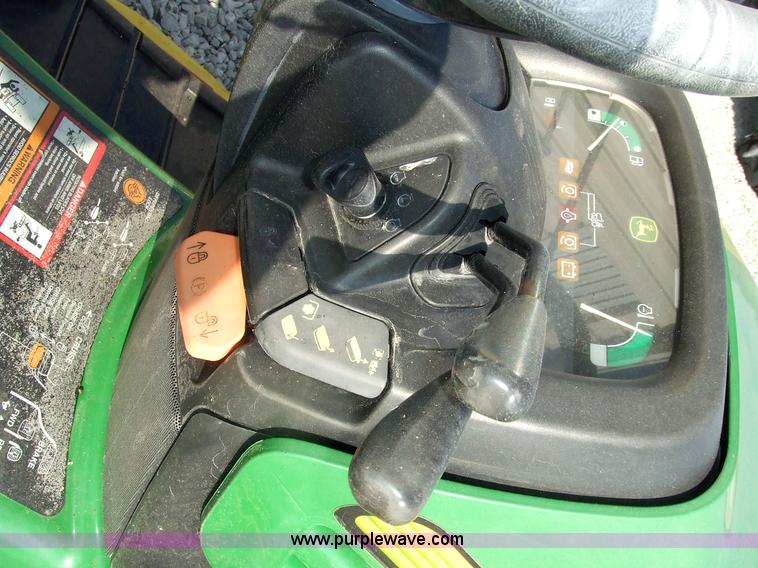 image for item 7129 2003 John Deere X495 riding mower