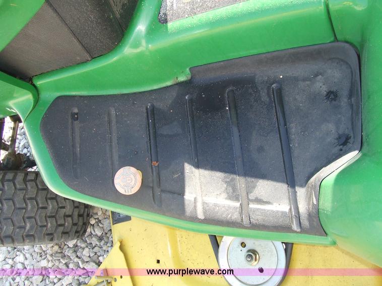 image for item 7129 2003 John Deere X495 riding mower