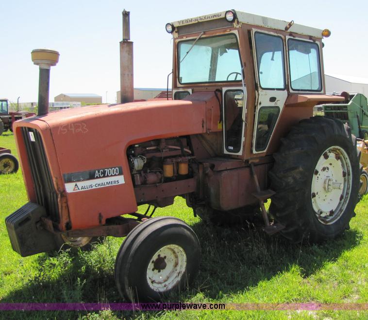 image for item 7198 Allis Chalmers AC7000 tractor